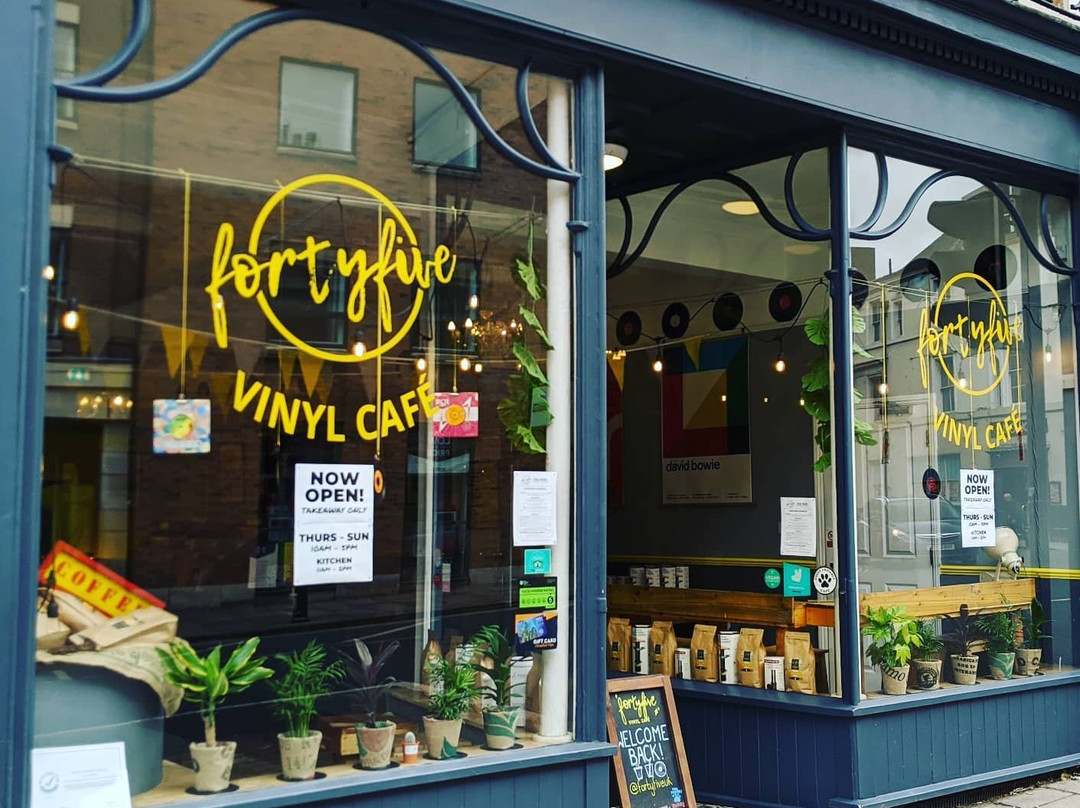 FortyFive Vinyl Cafe