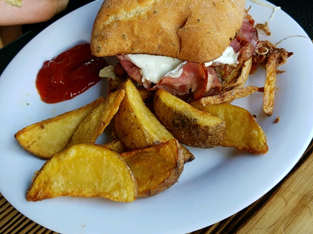 Detroit Lakes餐馆和美食-Hub 41