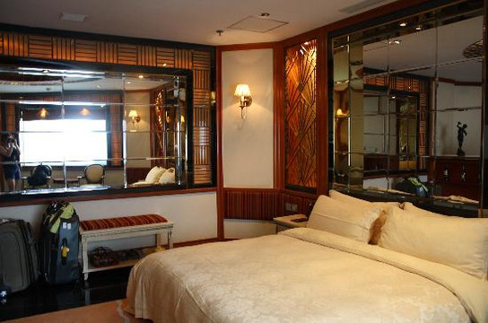 曼哈顿外滩商务酒店主图