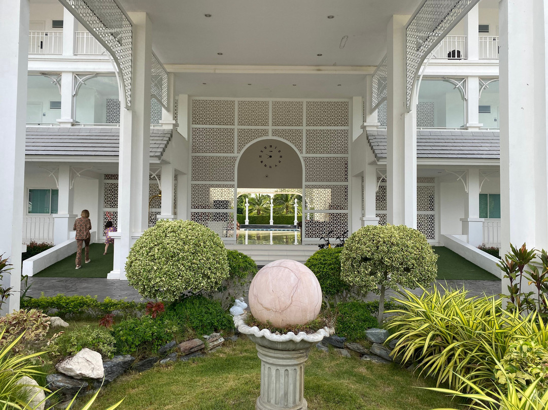 White House Hotel主图