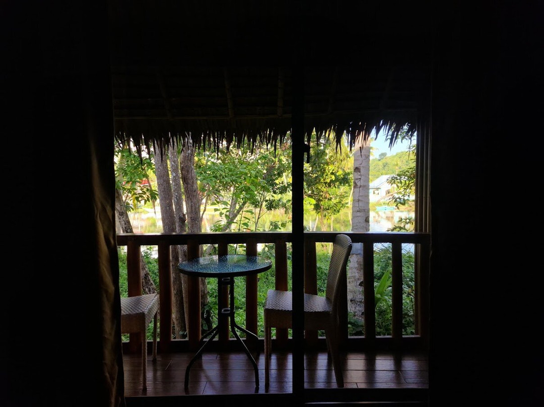 罗伯茨河度假村主图