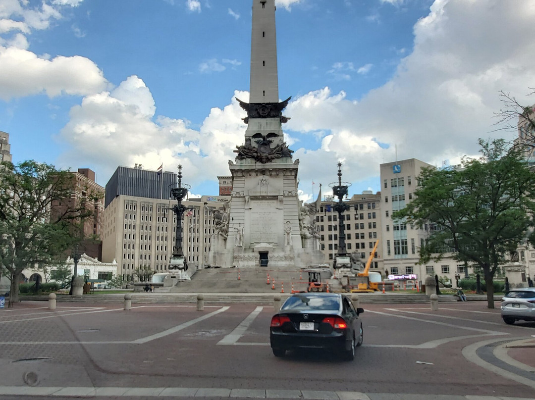 Monument Circle-印第安纳波利斯必去景点