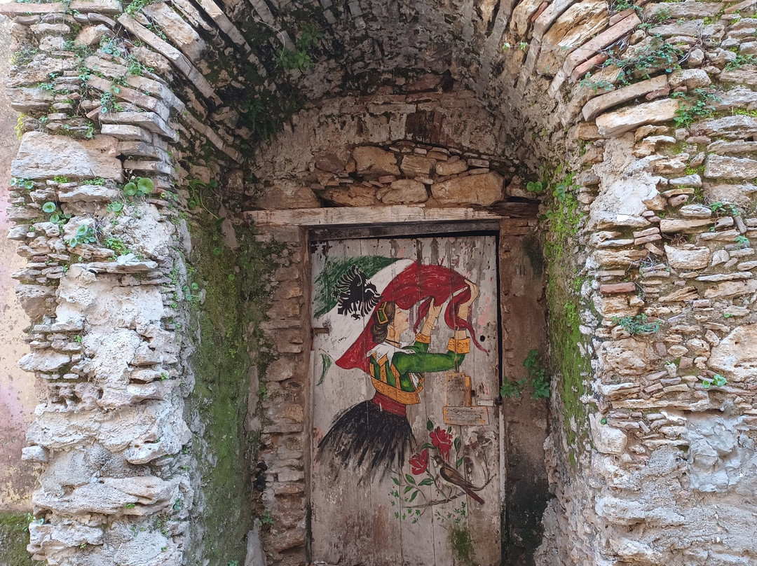 Centro Storico-Maida必去景点