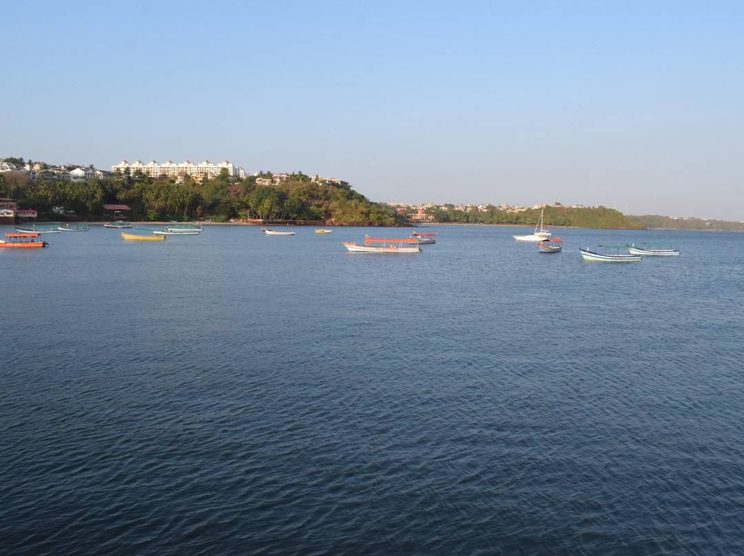 Dona Paula Beach景点图片
