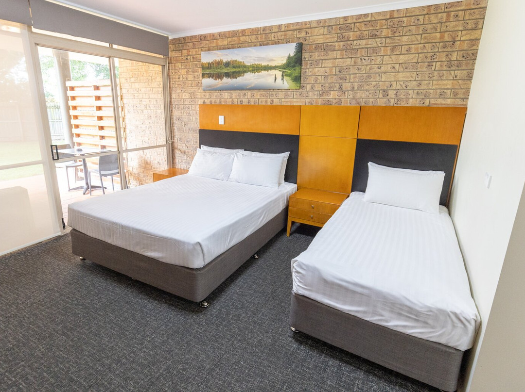 Sundowner Hotel Motel主图