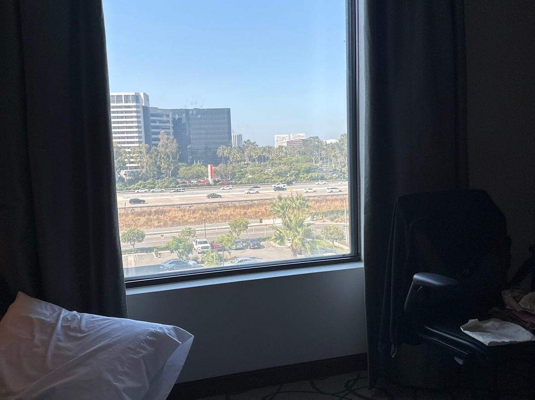 伊尔芬/奥兰治县机场希尔顿花园酒店主图