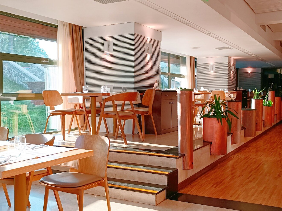 Hotel Orizont主图