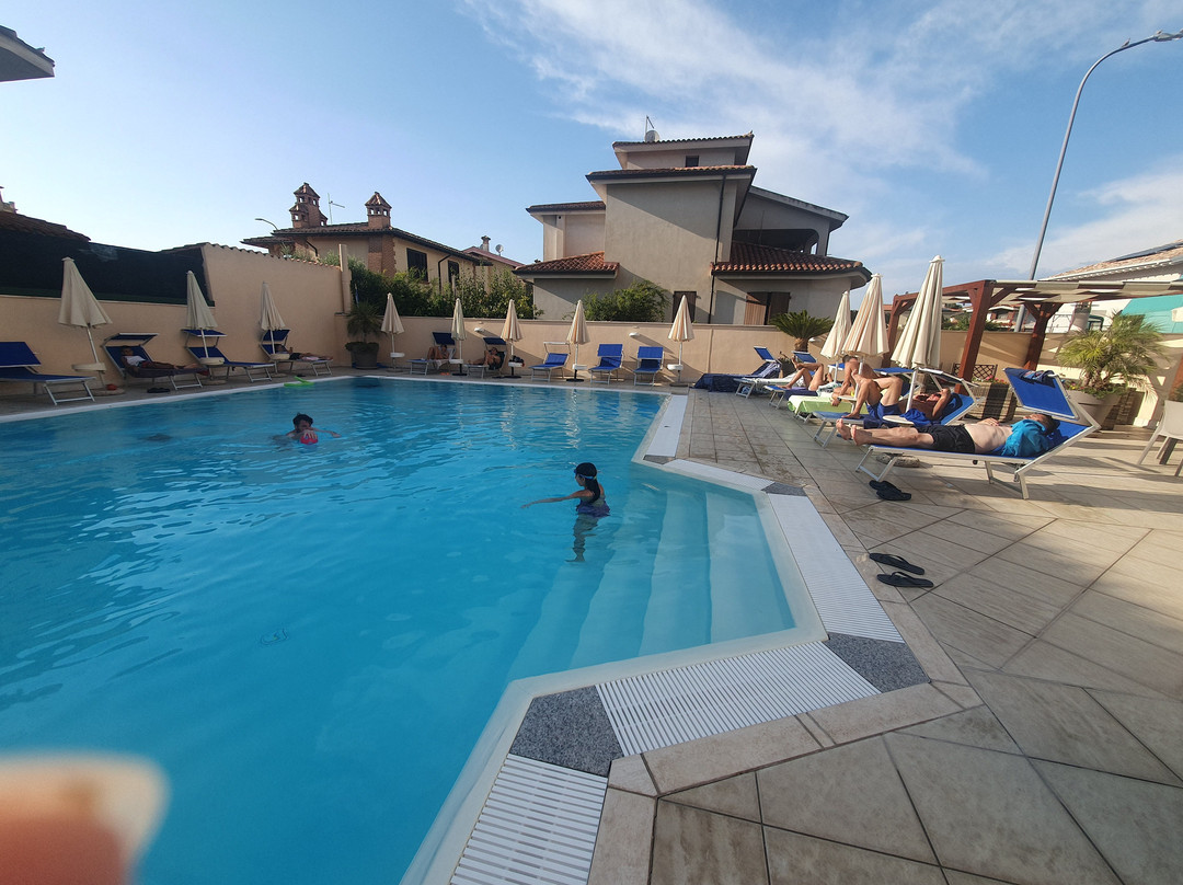 勒托瑞酒店主图