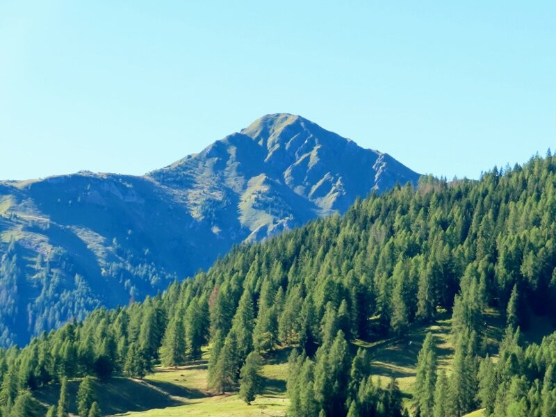 Monte Pore-Colle Santa Lucia必去景点