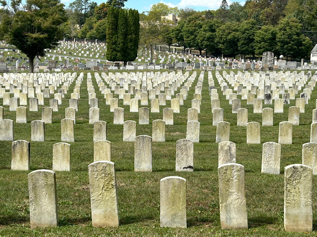 Grandview Cemetery景点图片