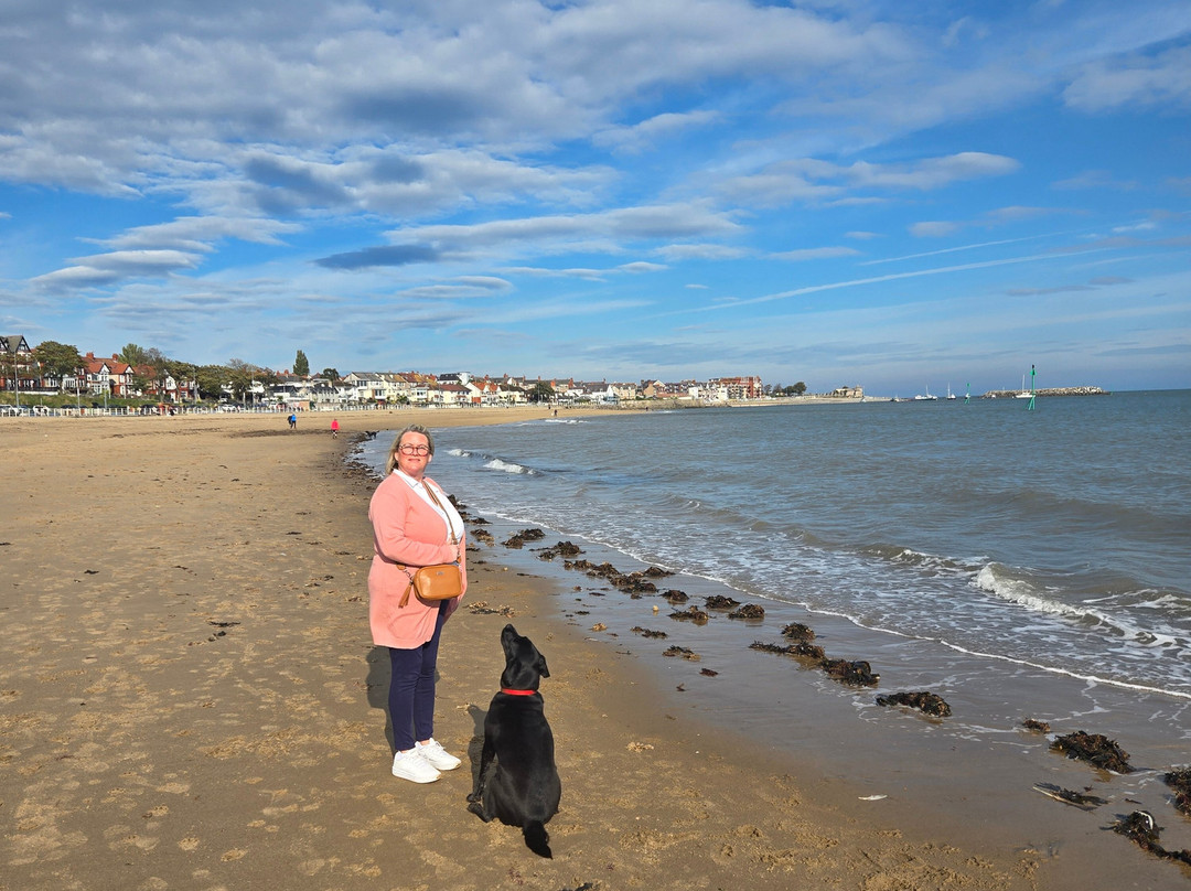 Rhos-on-Sea Beach景点图片