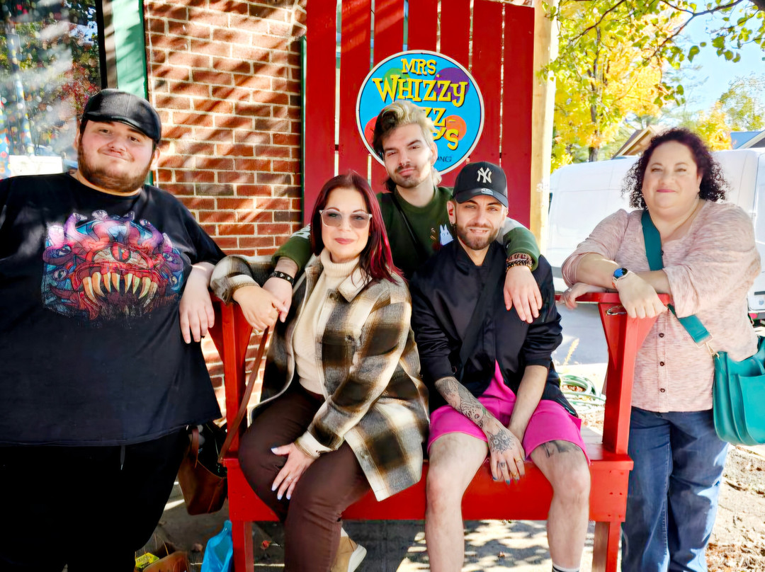 Adirondack Diamond Point Lodge主图