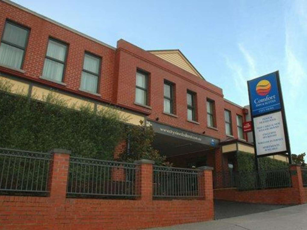 康福特套房城市风景