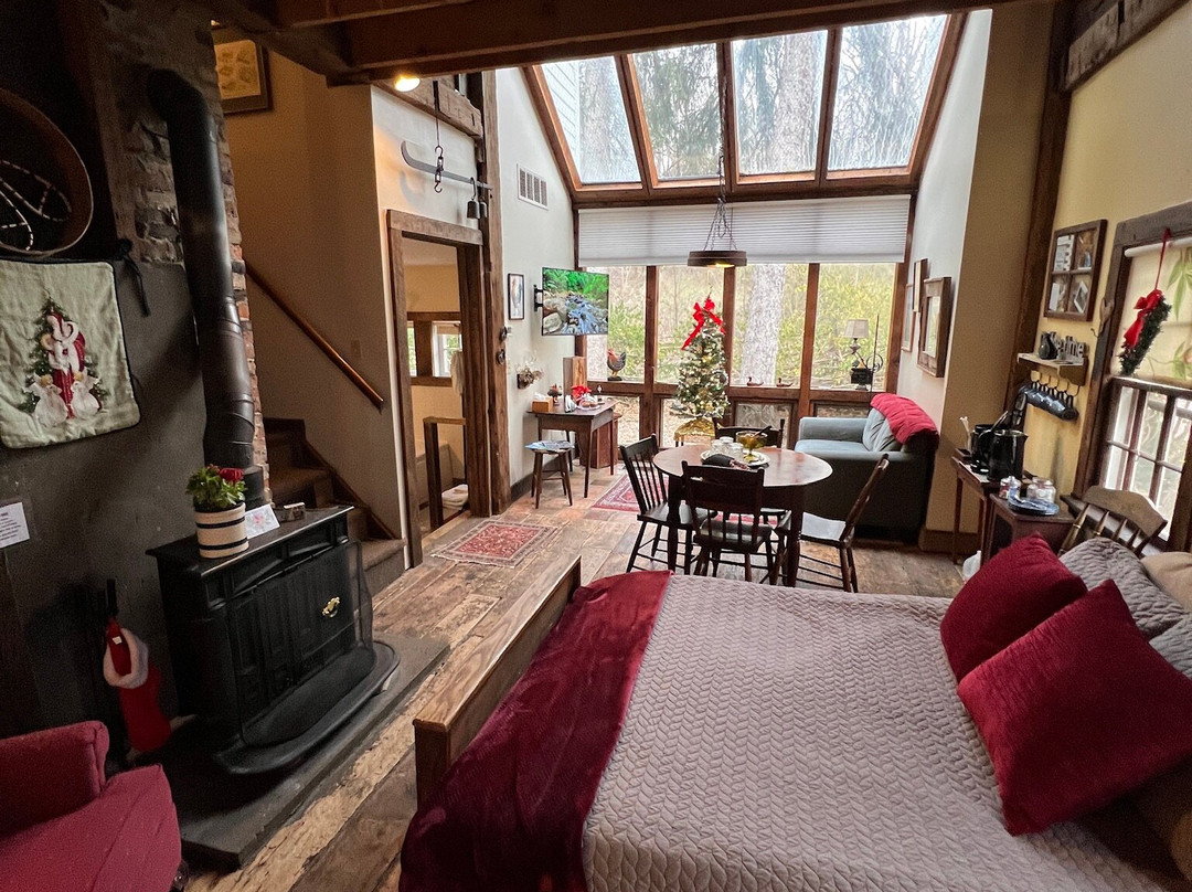 The Inn At Brandywine Falls主图