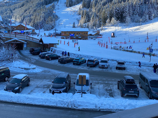 Hotel Les Grangettes主图