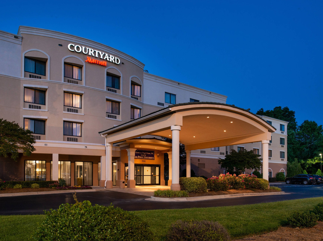 Courtyard by Marriott High Point主图