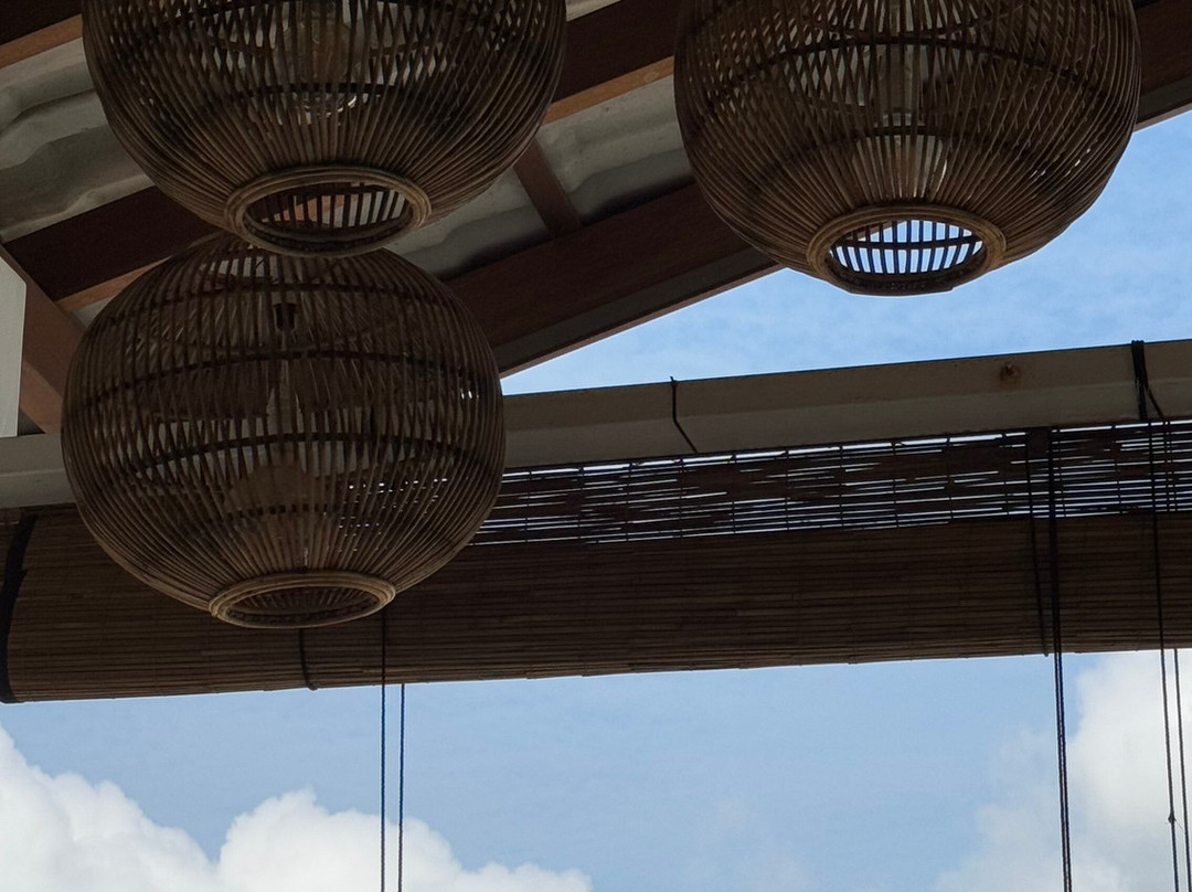 Lucky's Surf School & Surf Camp-瓦勒迦玛必去景点