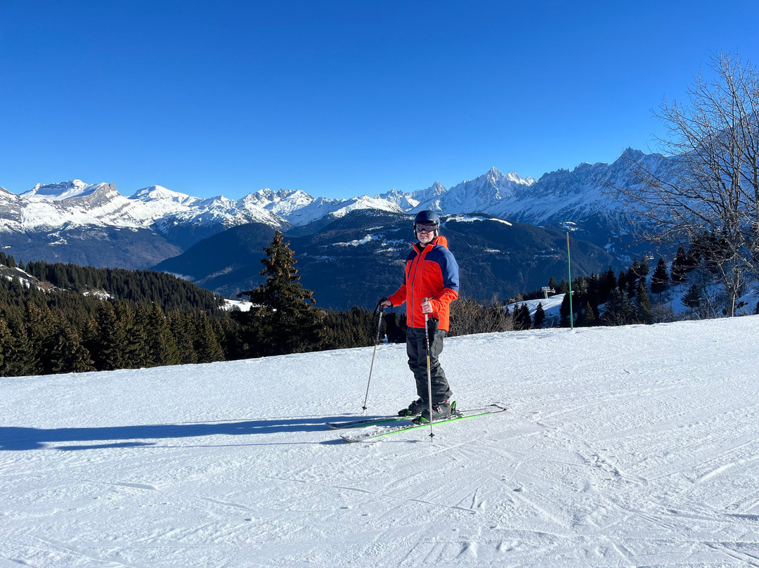 English Ski School景点图片