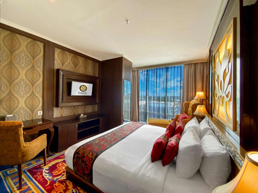 Sapphire Sky Hotel BSD City主图