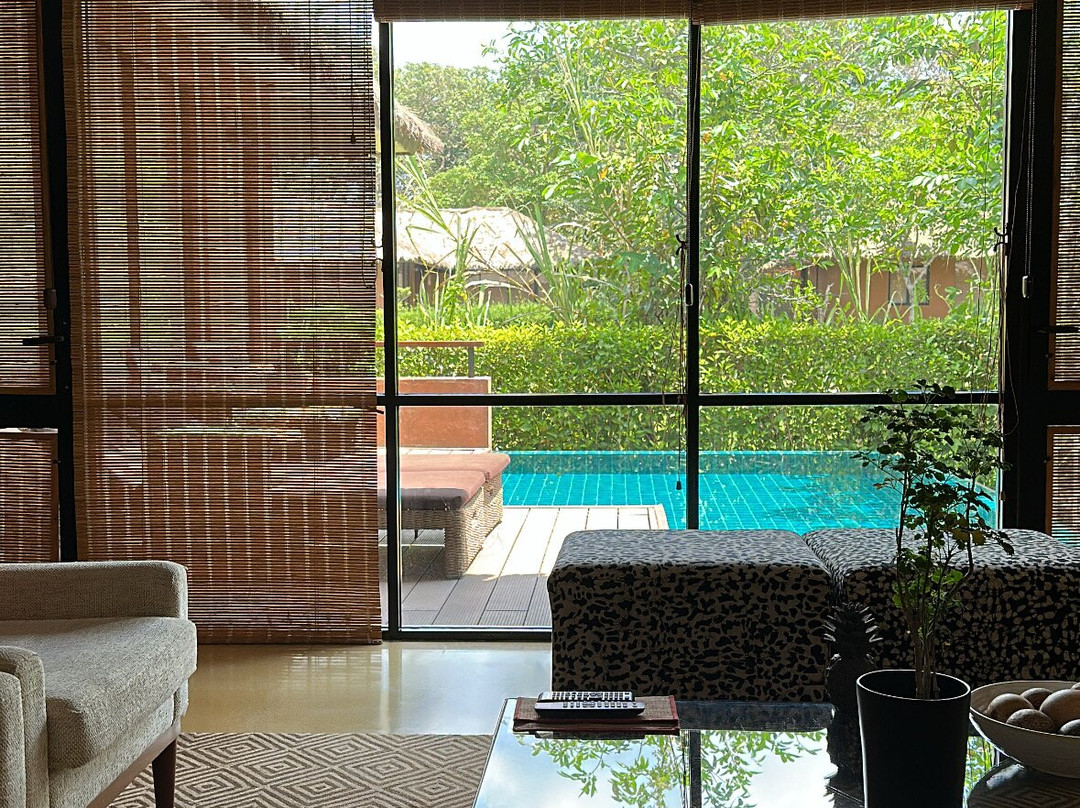 锡吉里亚水上花园酒店主图