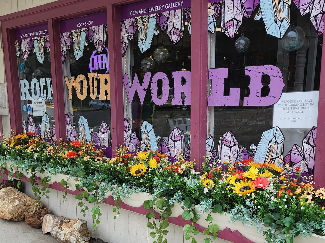 Rock Your World: Pacific Northwest Gem & Jewelry Gallery景点图片