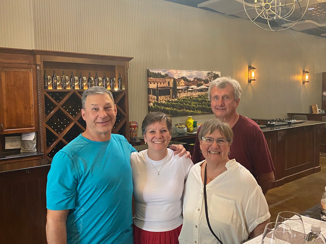 Grape Creek Vineyards on Main-弗雷德里克斯堡必去景点