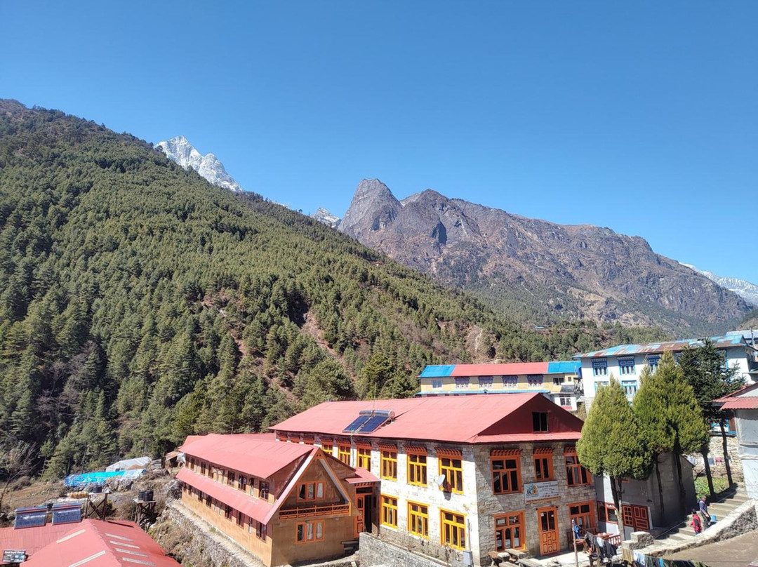 Snowland Hotel & Restaurant