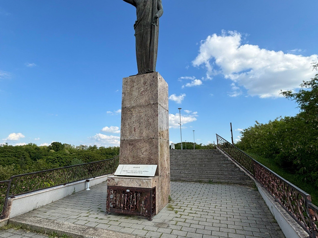 Aljmaš - stations of the cross-Aljmas必去景点