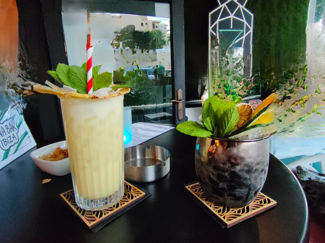 PINA BAR