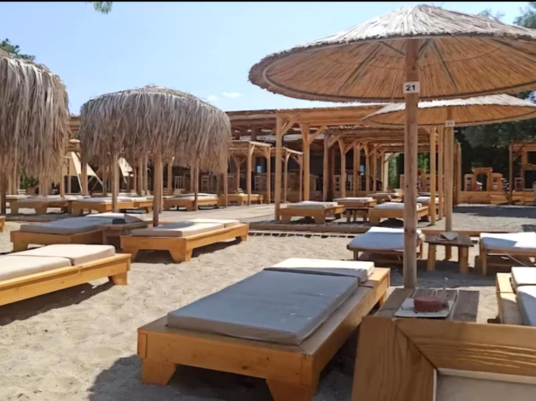 Dibidabo Beach Bar-Livanates必去景点