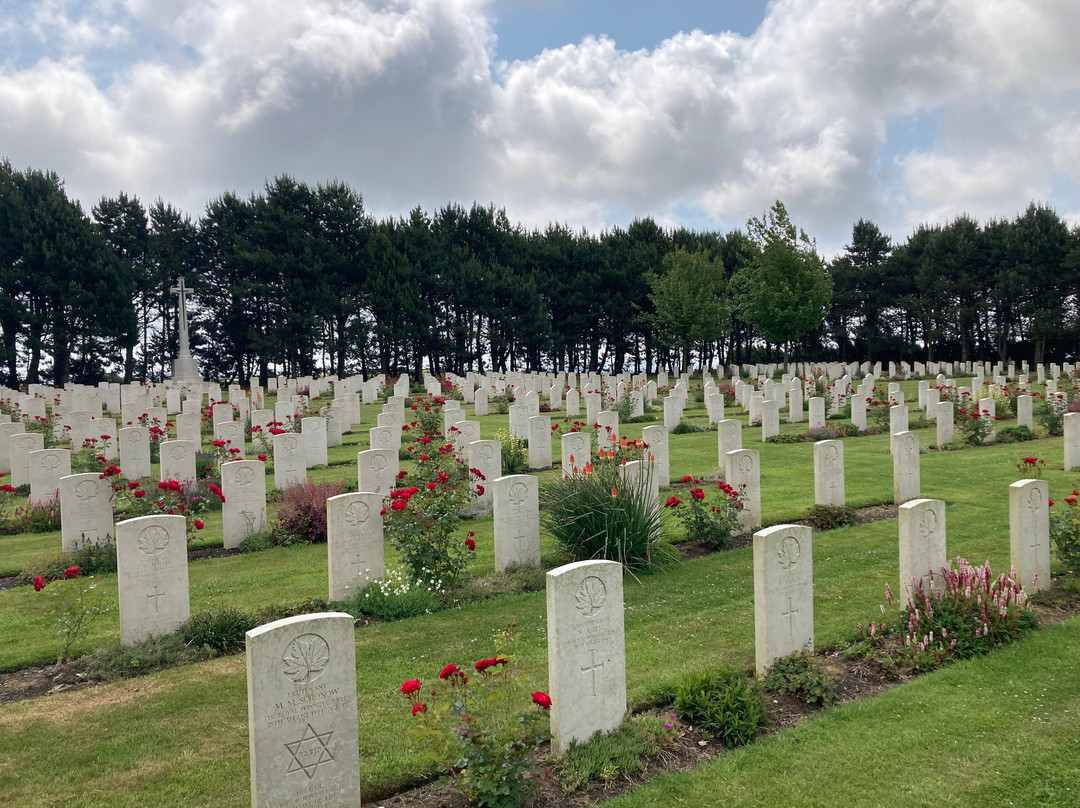 Calais Canadian War Cemetery