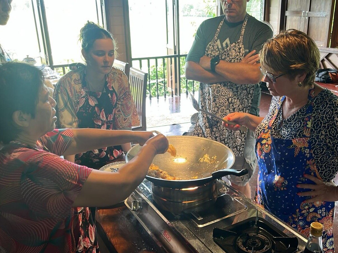 Mina's Cooking Classes-瑶诺岛必去景点