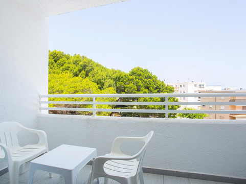 BQ 萨拉酒店 - 限成人主图