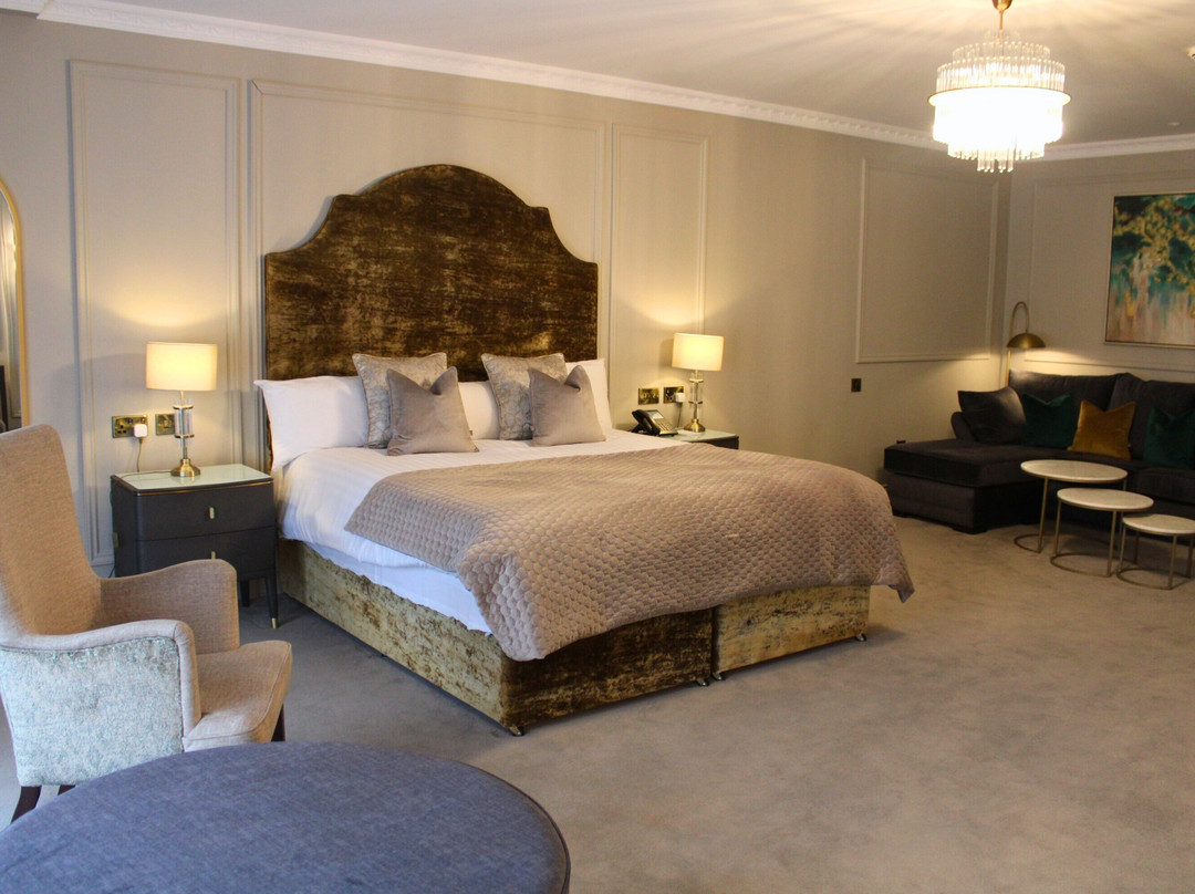 Woodford Dolmen Hotel主图