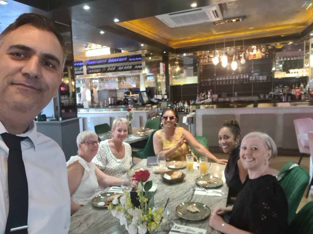 Reina Meze Grill