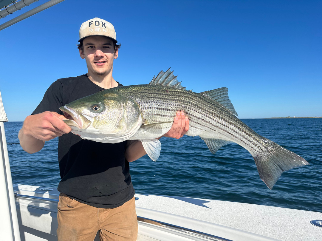 Tighten Up Charters CC-North Truro必去景点