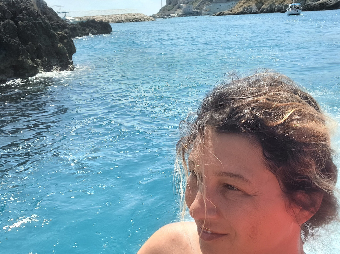 Oasiclub Hotel主图