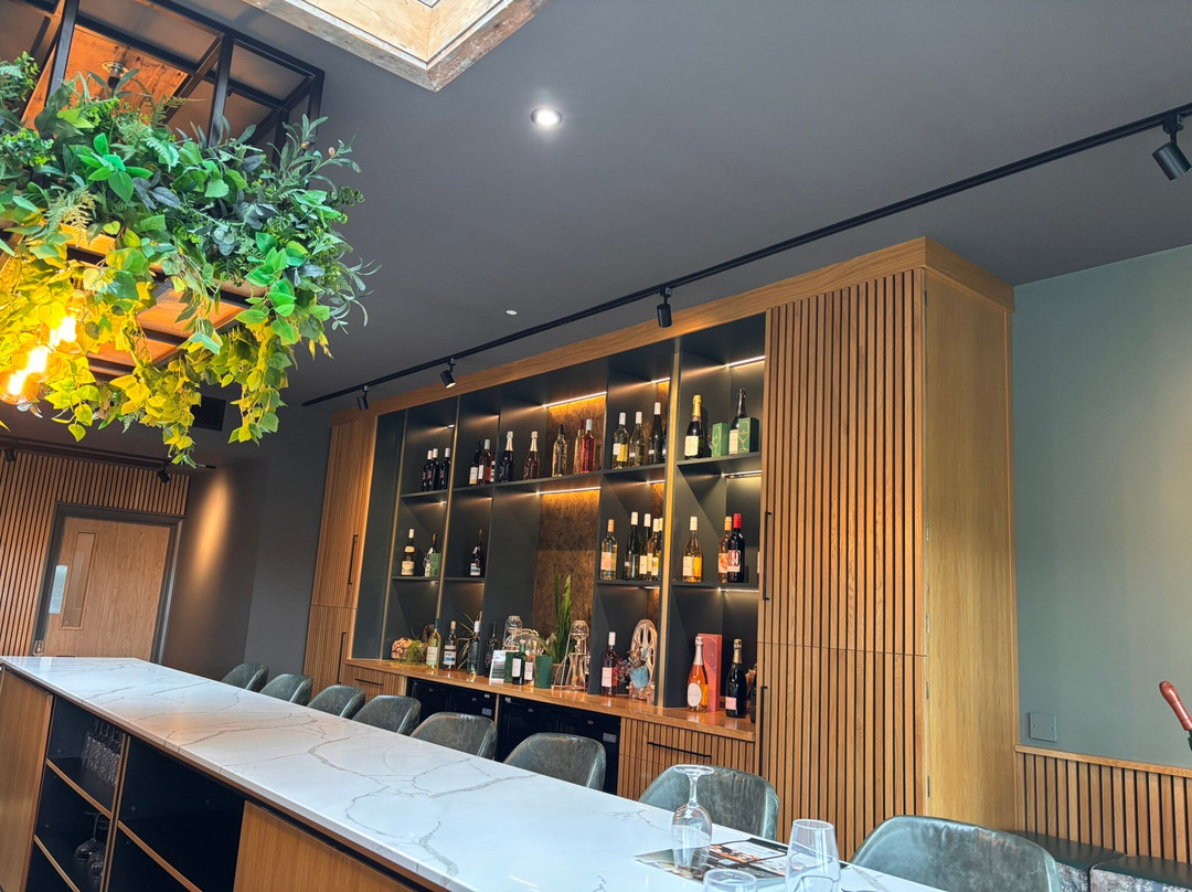 The Tasting Lodge @ Llanerch Vineyard-Hensol必去景点