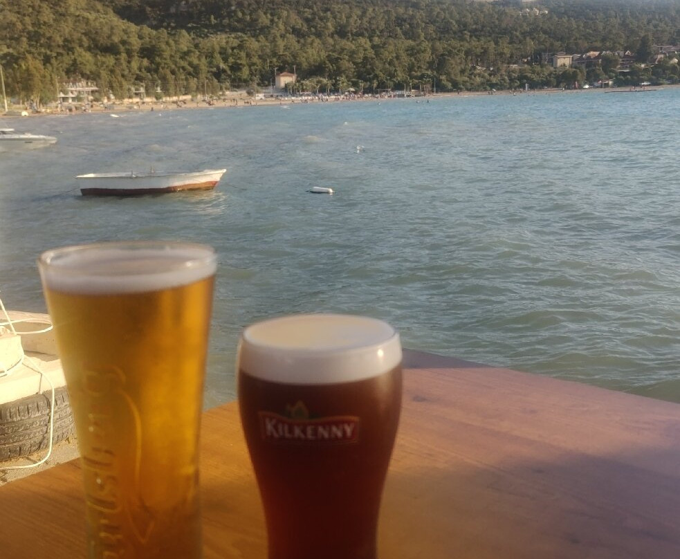 Liberte Bar-Akbuk必去景点