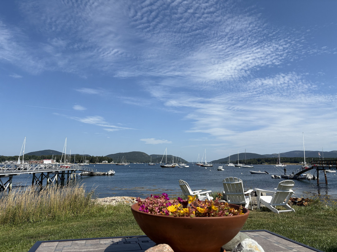 The Moorings Inn Waterfront主图