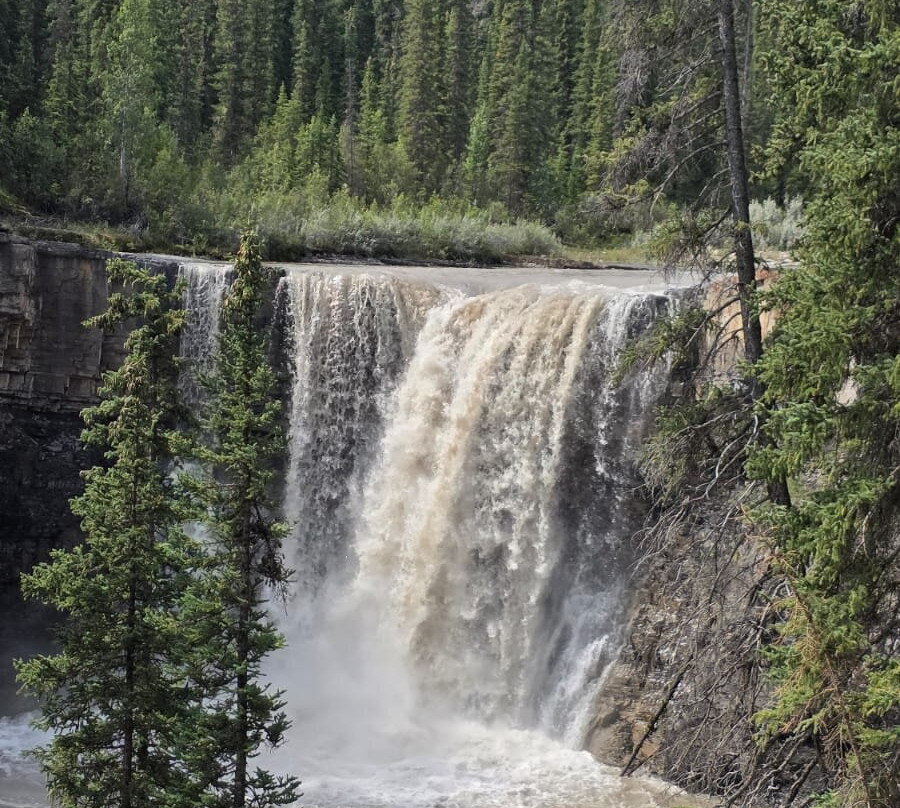 Crescent Falls Provincial Recreation Area-Clearwater County必去景点