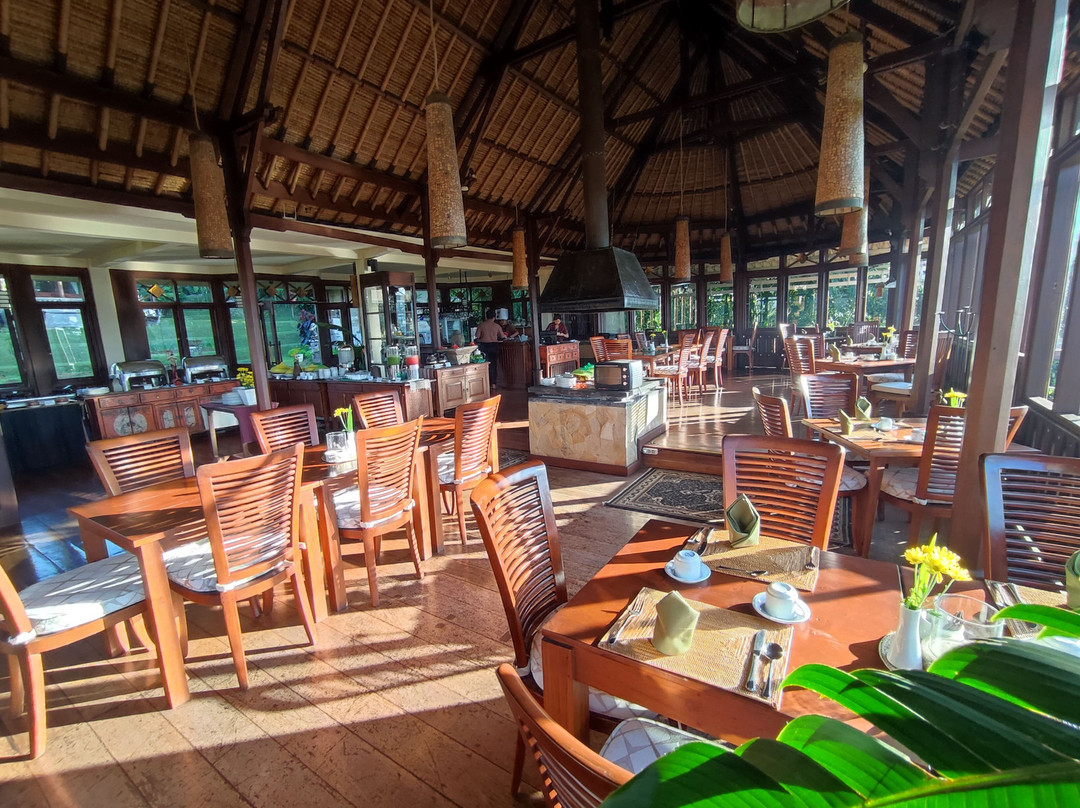 Taro餐馆和美食-Surya Restaurant & Bar