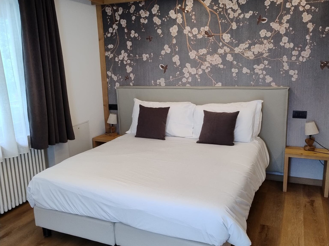 德斯洛斯酒店主图