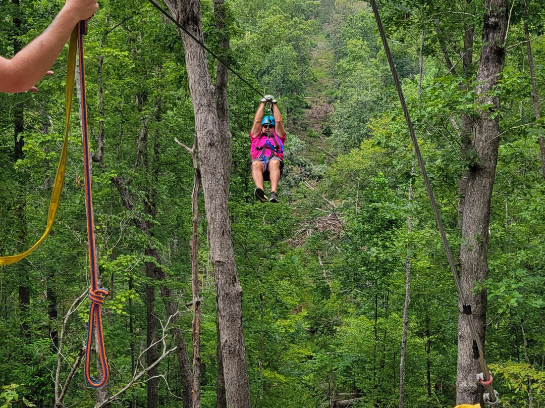 Upstate Zipline-Sunset必去景点