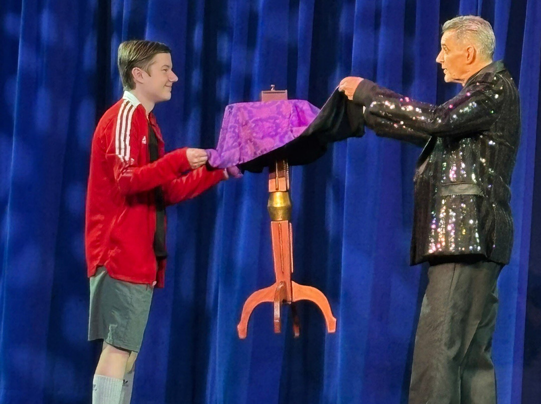 Rick Wilcox Magic Theater-威斯康星峡谷必去景点