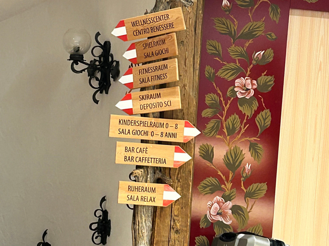 Hotel Kronplatzer Hof主图