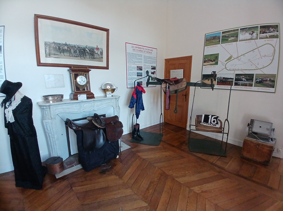 Château de Pompadour-Arnac-Pompadour必去景点