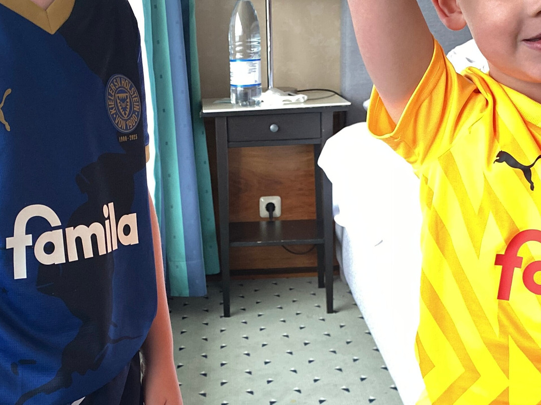 Holstein-Stadion-基尔必去景点