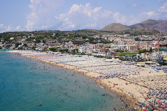 Sanctuary of the Holy Trinity - at the Split Mountain-加埃塔必去景点