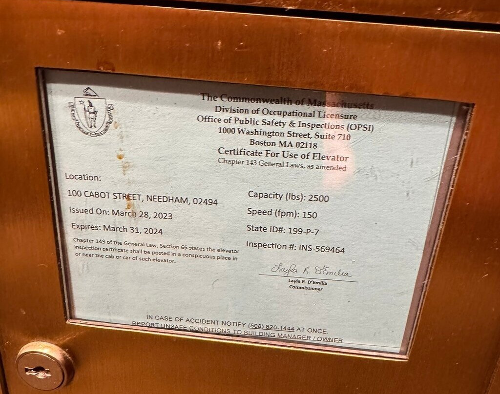 尼德姆喜来登酒店主图